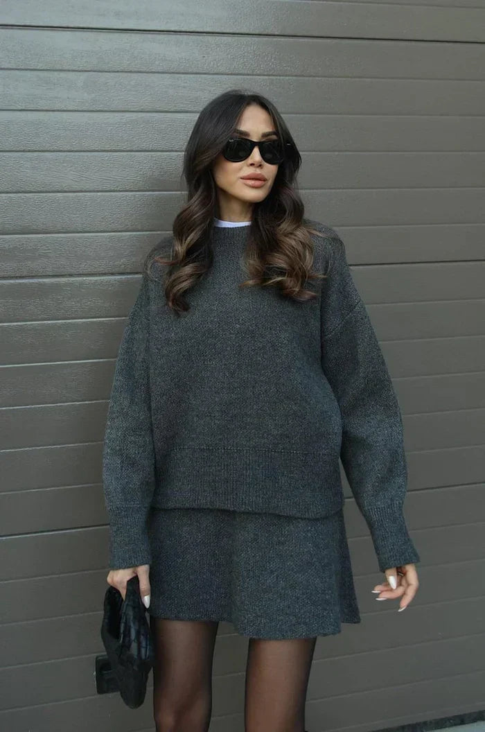 #Colour_Grey
